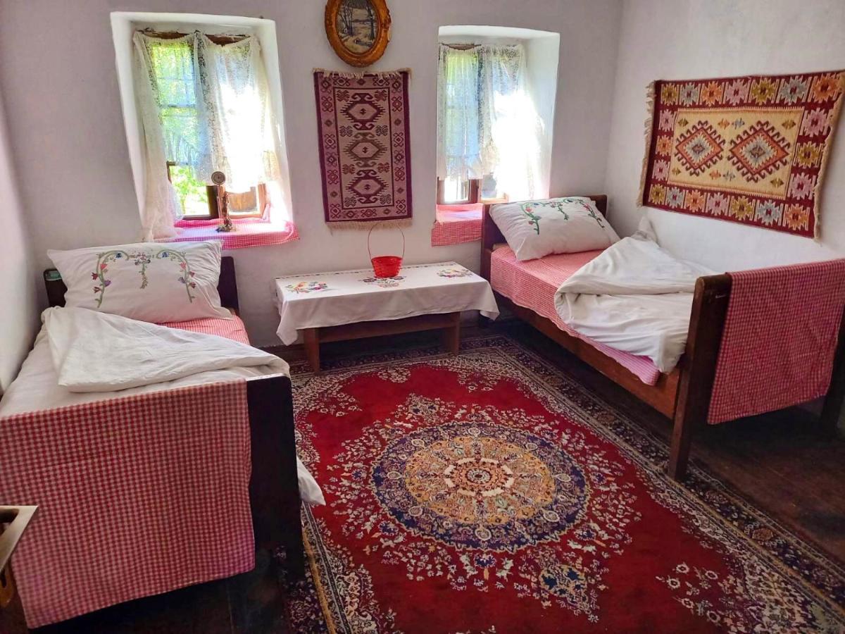 Etno Kuca Milidrag Villa Foca Luaran gambar