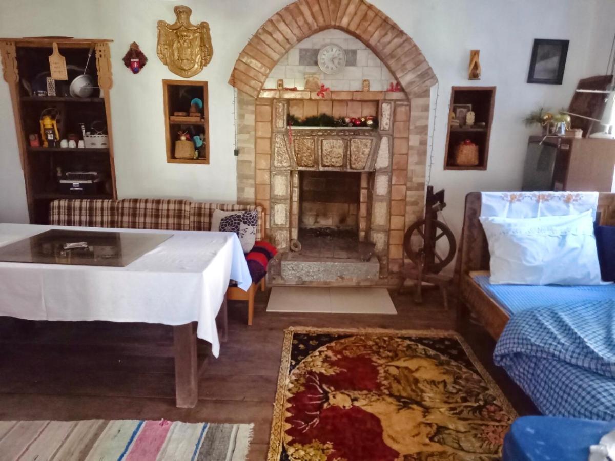 Etno Kuca Milidrag Villa Foca Luaran gambar